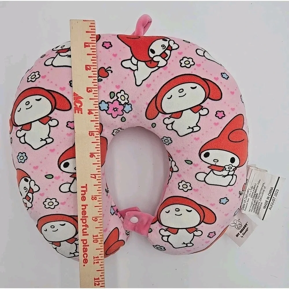 Sanrio TRAVEL SUPER SOFT COMFORT NECK PILLOW‎ 12 Hello Kitty My Melody
